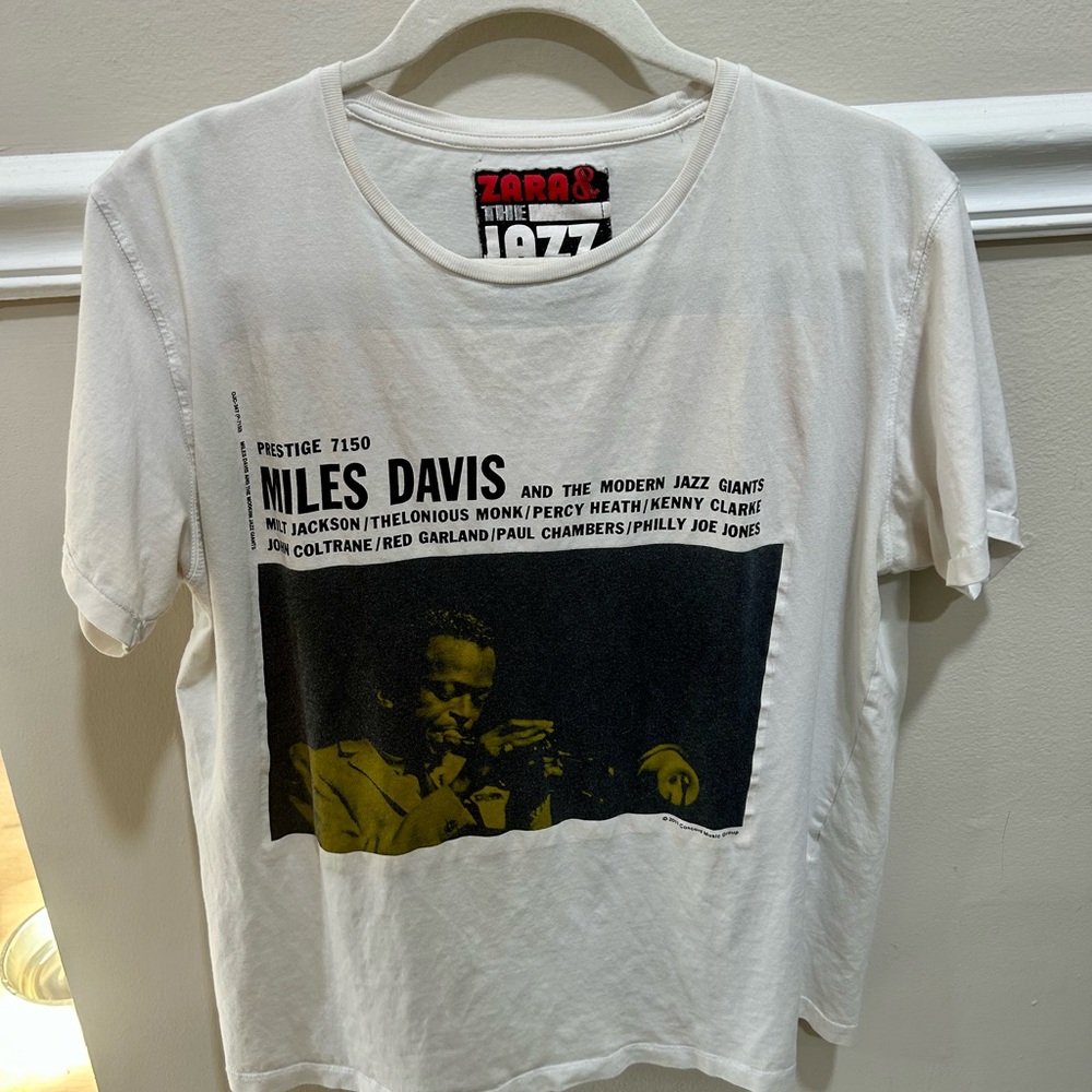 Zara Miles Davis and the Modern Jazz Giants T-Shirt